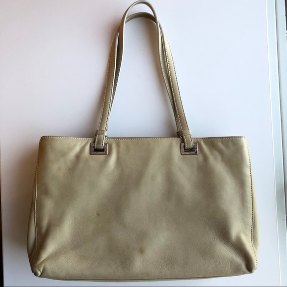 Prada Vintage Shoulder Bag - Soft Calf Leather - Picture 3 of 11